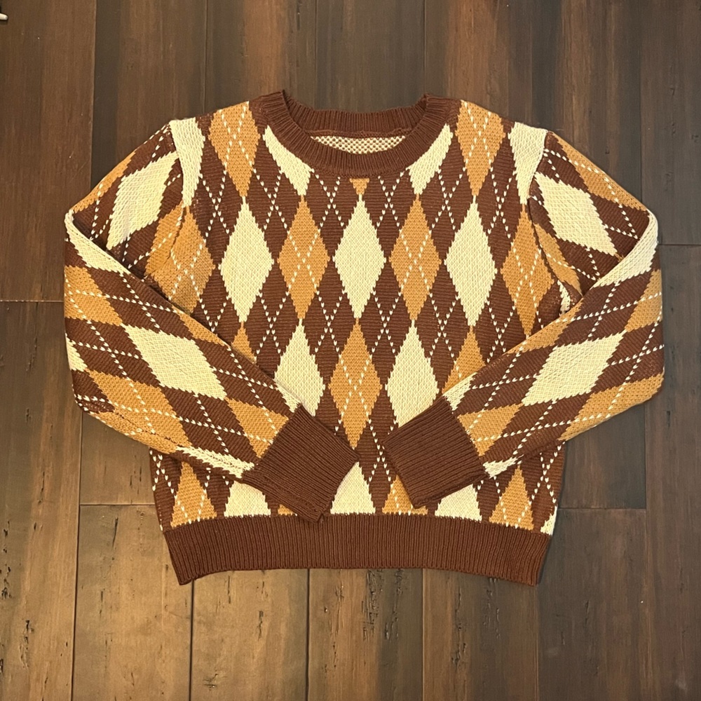 Cute and Cozy Argyle Sweater - Brown Neutrals Size Large
